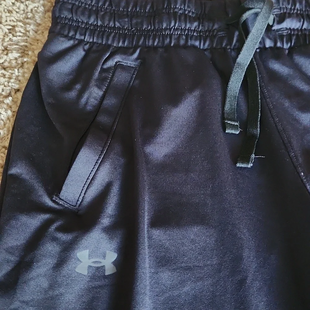 Underarmour black athletic jogger size XS - Picture 2 of 7